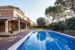 Luxury House with Garden and Pool in Ciudad Diagonal - picture 16 title=