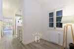 Renovated apartment in Eixample, on a semi-pedestrian street. - picture 13 title=