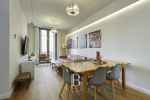 Exclusive Luxury Apartment in a Renovated Modernist Building in Eixample Dreta with Tourist License - picture 4 title=