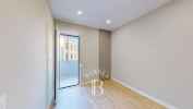 Completely renovated apartment in Les Corts - picture 37 title=