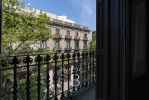 Spectacular Apartment with Historic Elements in Barcelona's El Born - picture 8 title=