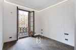 Exclusive property with classic and modern design in the heart of Eixample, Barcelona - picture 17 title=