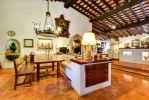 Exclusive historic farmhouse in Girona, just 40 minutes from the beaches of the Costa Brava. - picture 10 title=