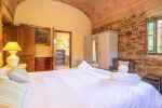 Catalan farmhouse from 1800 move-in ready in Verges, Baix Empordà. - picture 18 title=