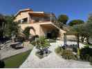 House with sea views in the urbanization of Valldeix, Mataró.