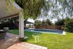 Excellent 5 bedroom house with garden and pool for sale in the center of Sant Vicenç de Montalt. - picture 29 title=